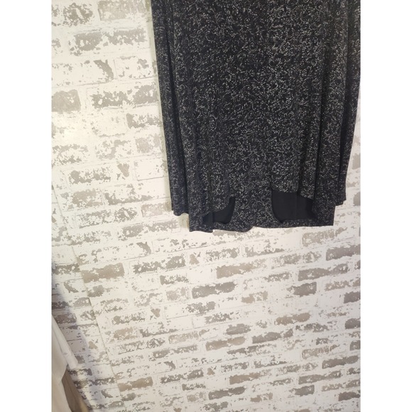 Vikki Vi Cardigan Jacket Size 2X Black Abstract Slinky Knit Textured Layering - Picture 9 of 16